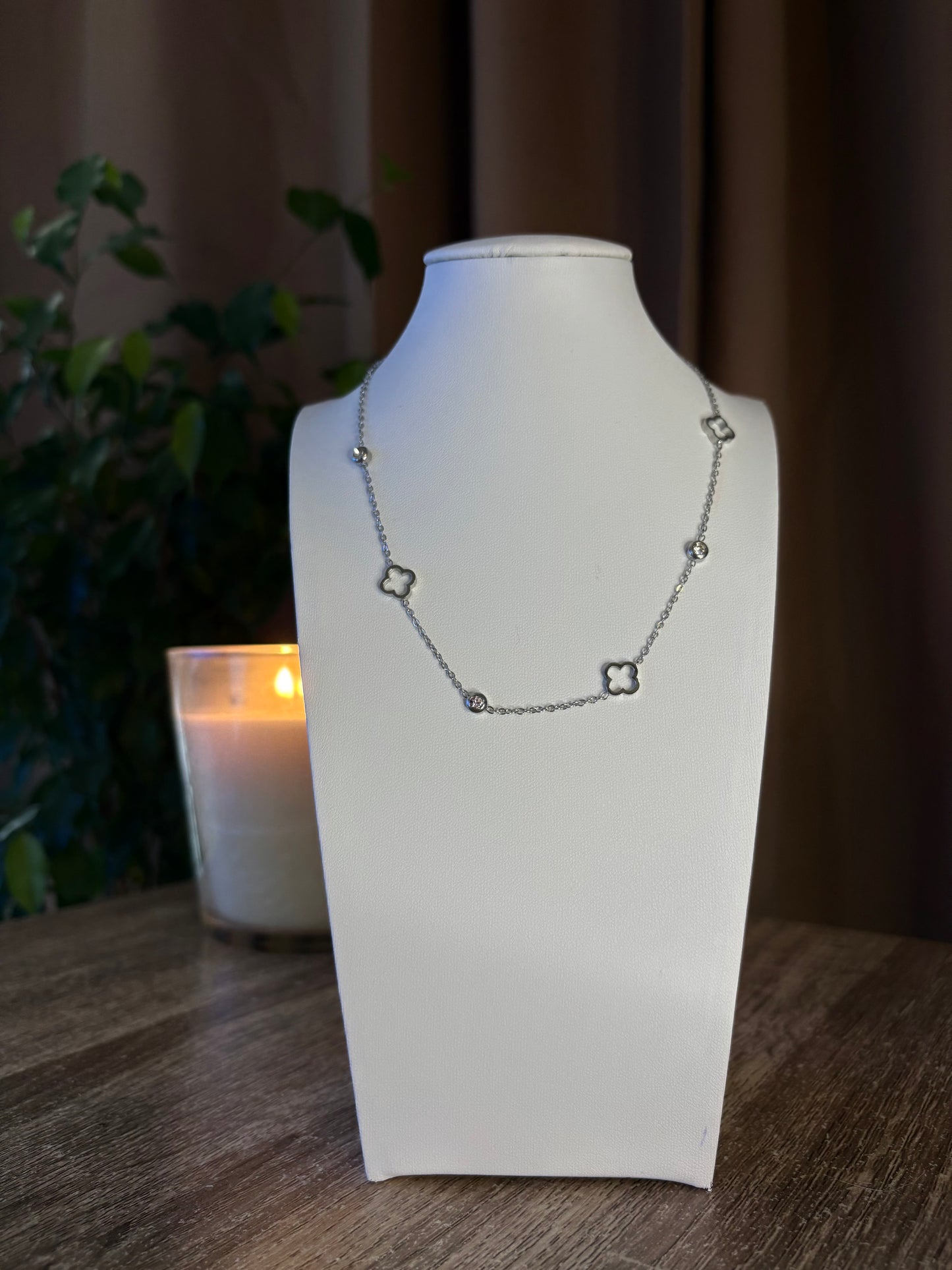 Collier Livia