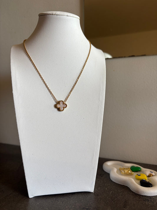 Collier Mira simple